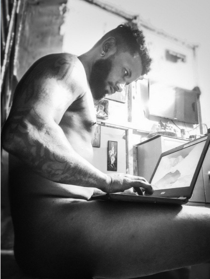 Male to male body massage service Kolkata dumdum